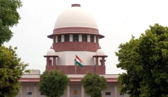 Photo of मुंबई ट्रेन ब्लास्ट के आरोपियों की रिहाई के खिलाफ SC पहुंची महाराष्ट्र सरकार