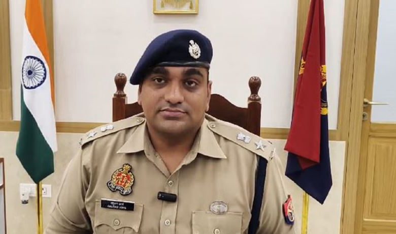 Photo of महिला से अश्लील हरकत के आरोप में दरोगा और दो सिपाही निलंबित