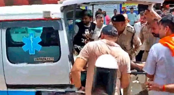 Photo of मनसा देवी मंदिर में भगदड़, छह लोगों की मौत; आयुक्त वीएस पांडे बोले- भारी भीड़ के कारण हादसा
