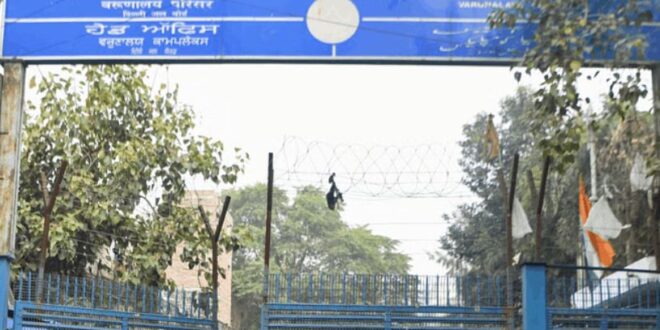 Photo of जल बोर्ड के केंद्र और दिल्ली सरकार की एजेंसियों पर 63,019 करोड़ बकाया