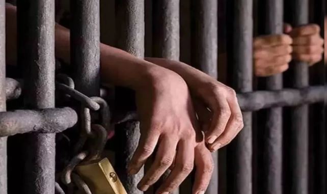 Photo of दुनियाभर के जेलों में बंद हैं 10,574 भारतीय नागरिक