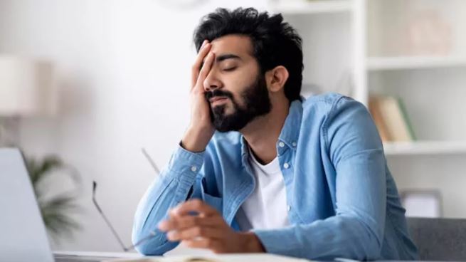 Photo of मानसून में इग्‍नोर न करें Vitamin-D की कमी के 8 लक्षण