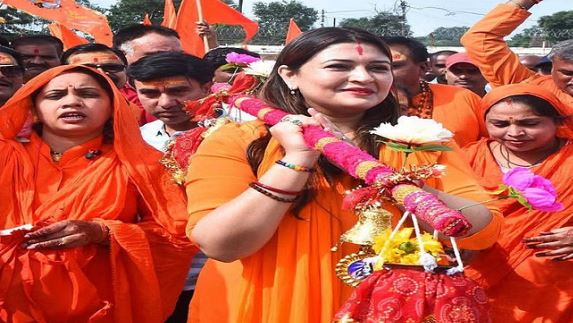 Photo of कबीरधाम: 150 किमी की कांवड़ यात्रा पर विधायक भावना बोहरा