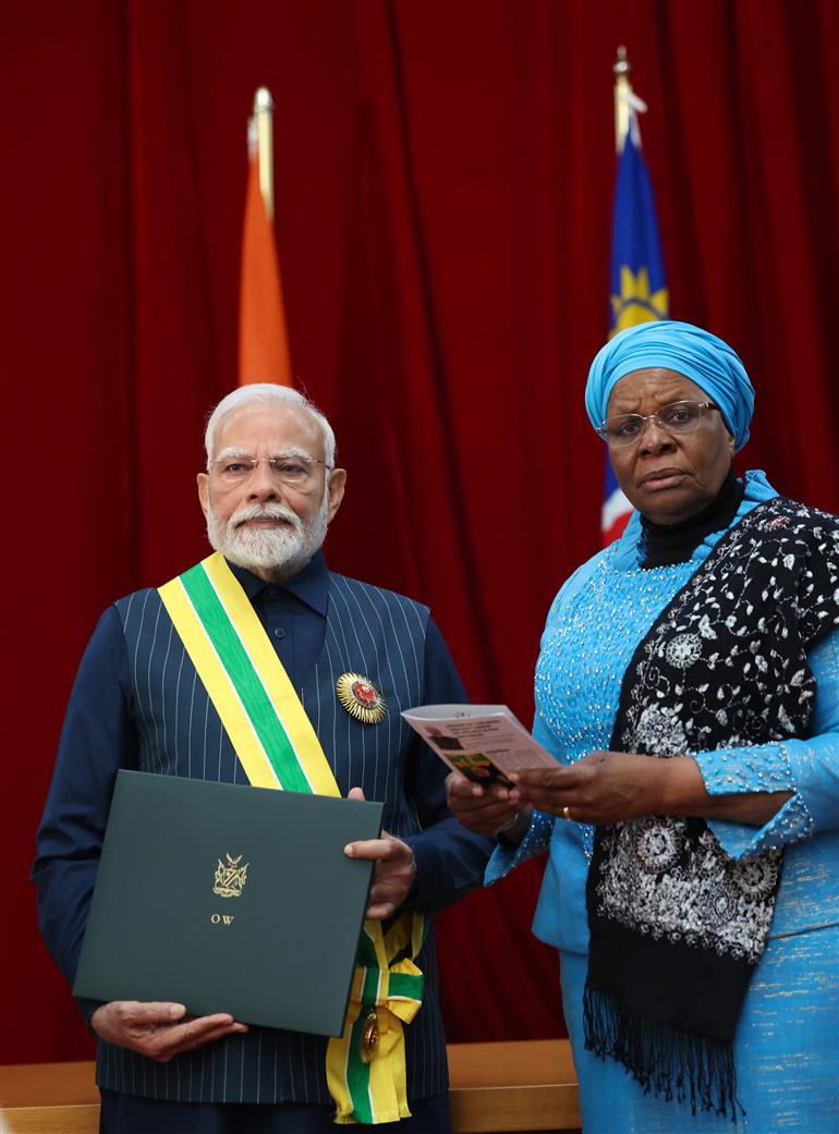 Photo of मोदी नामीबिया के सर्वोच्च नागरिक सम्मान से सम्मानित
