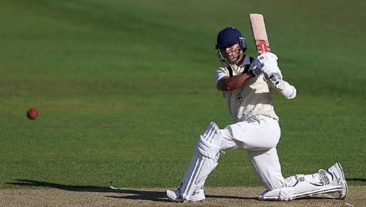 Photo of बारिश के बीच एकांश सिंह ने ठोका शतक, तेज शुरुआत के बाद पवेलियन लौटे Vaibhav Suryavanshi