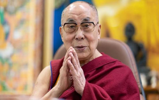 Photo of चीन को फिर लगेगी मिर्ची, दलाई लामा को भारत रत्न देने की तैयारी!