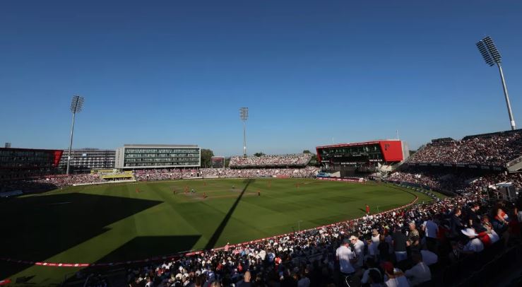 Photo of ओल्ड ट्रैफर्ड की पिच किसका देगी साथ, गेंदबाज या बल्लेबाज जानें कौन करेगा राज