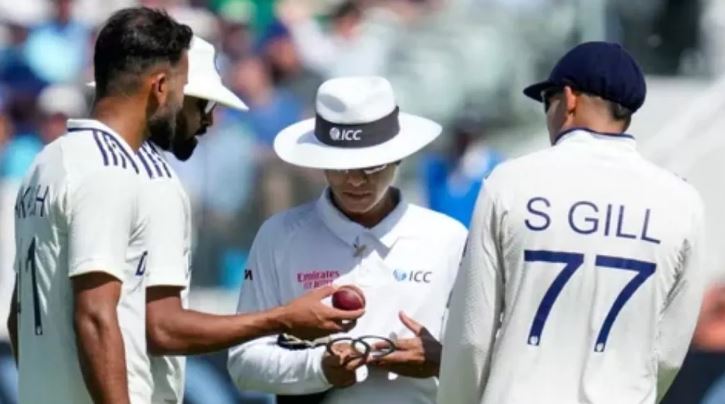 Photo of  भारत के साथ हुई नाइंसाफी! 30-35 ओवर पुरानी बॉल देने पर गुस्साई गिल ब्रिगेड; ICC से कर डाली शिकायत