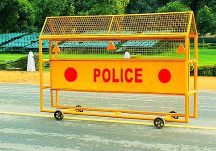 Photo of ऑपरेशन कालनेमि; दुआ देकर ठगी, पुलिस ने चौथे दिन 29 ढोंंगियों को पकड़ा, बाहरी प्रदेशों के 20