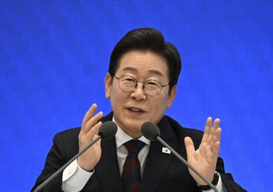 Photo of 25 अगस्त को अमेरिका दौरे पर जाएंगे दक्षिण कोरियाई राष्ट्रपति