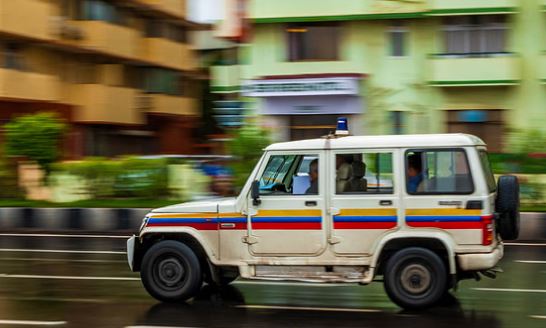 Photo of यूपी के ट्रक चालक को निर्वस्त्र कर पीटा, हैवान बने युवकों ने अधमरी हालत में जंगल में फेंका