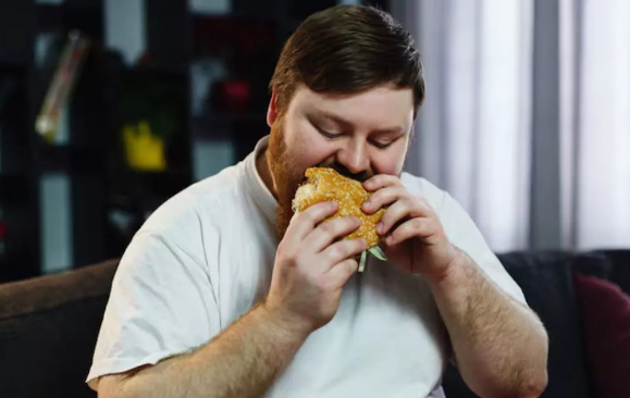 Photo of 30 की उम्र में क्यों बढ़ रहे हैं हार्ट अटैक के मामले? यहाँ जानें