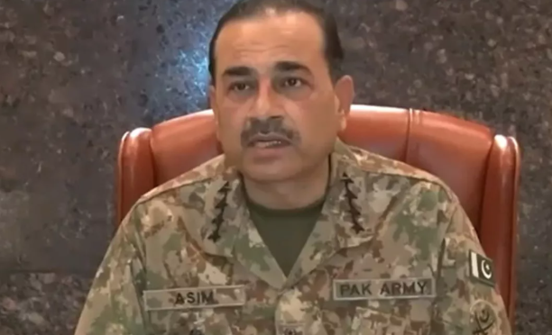 Photo of पाक आर्मी चीफ ने अमेरिका में फिर अलापा न्यूक्लियर अटैक वाला राग