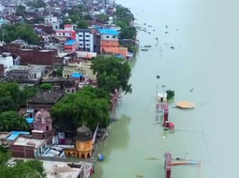 Photo of प्रयागराज में गंगा और यमुना का रौद्र अवतार… भयावह हो रही स्थिति