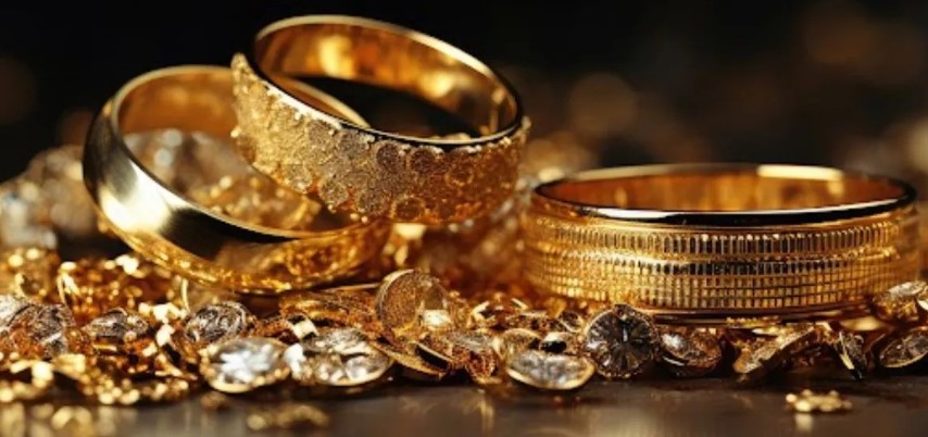 Photo of ट्रंप टैरिफ के टेंशन के बीच सोने में आया उछाल, जानें…