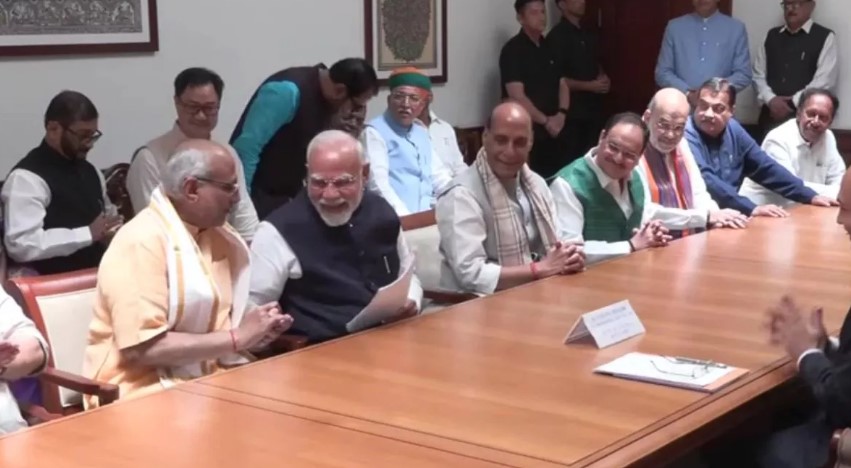 Photo of NDA उम्मीदवार सीपी राधाकृष्णन ने दाखिल किया नामांकन