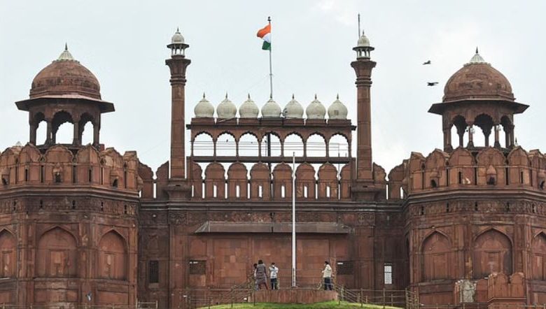 Photo of लाल किले की तलाशी के दौरान मिले दो पुराने कारतूस, होगी फोरेंसिक जांच