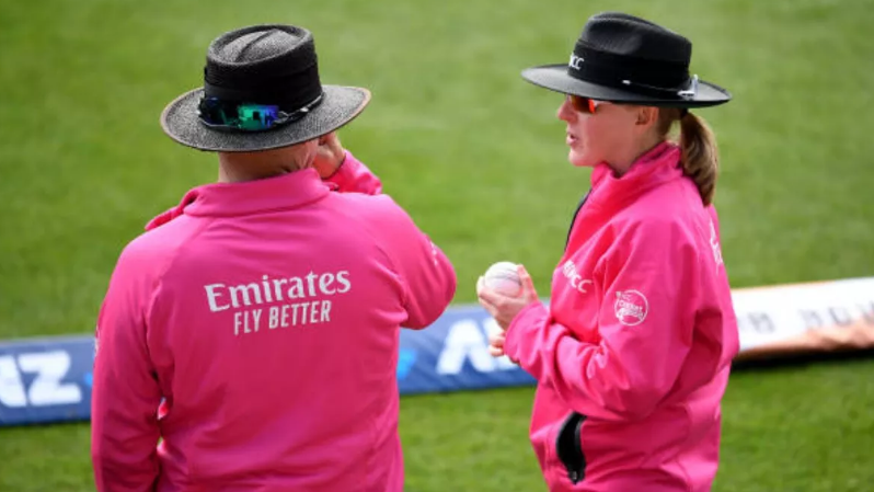 Photo of आईसीसी विमंस विश्‍व कप 2025 के लिए मैच ऑफिशियल पैनल का खुलासा