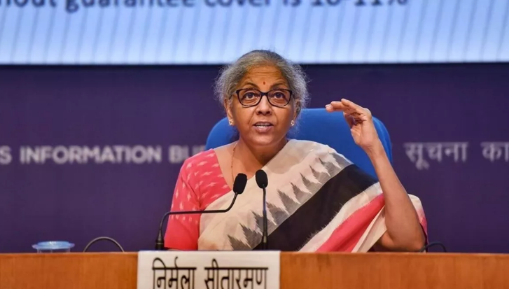 Photo of सरकार का बड़ा तोहफा, 22 सितंबर से 375 चीजों पर घटेगा GST