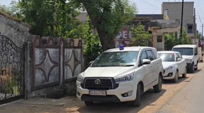 Photo of रायपुर: बघेल सरकार में उप सचिव रहीं सौम्या की 8 करोड़ की संपत्तियां जब्त