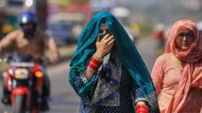 Photo of यूपी: प्रदेश में मौसम ने ली करवट, 11 सितंबर तक धूप और उमस करेगी परेशान