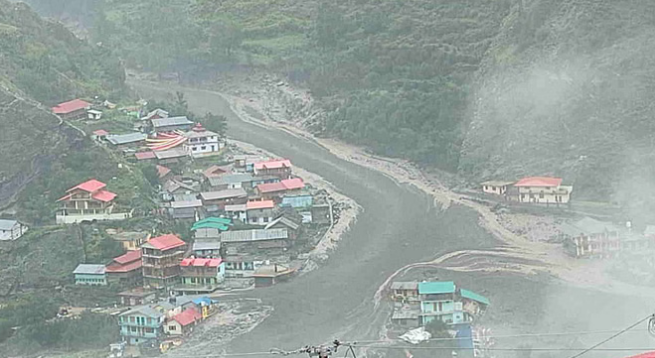 Photo of नदियां लौटी अपने पुराने मार्ग, उत्तरकाशी से दून तक हुई बर्बादी