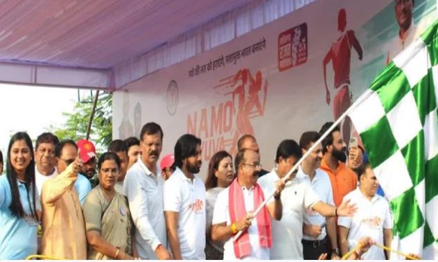 Photo of युवा शक्ति का प्रदर्शन, रायपुर में आयोजित ‘नमो युवा रन’ में हजारों की भागीदारी