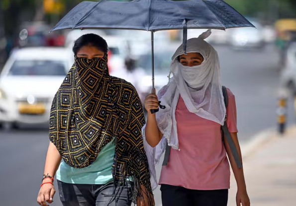 Photo of लखनऊ: बारिश थमते ही शुरू हुआ उमस का प्रकोप