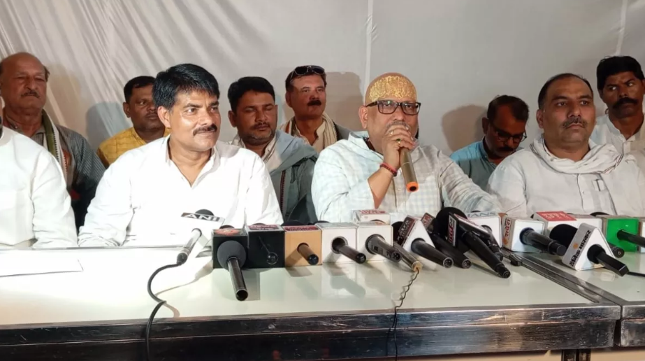 Photo of वाराणसी में बोले कांग्रेस नेता अजय राय, राहुल गांधी ने वोट चोरी पर एटम बम फोड़ा