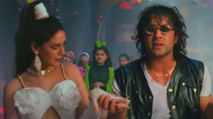 Photo of 28 साल बाद बॉबी देओल के इस पॉपुलर गाने ने तोड़ा रिकॉर्ड