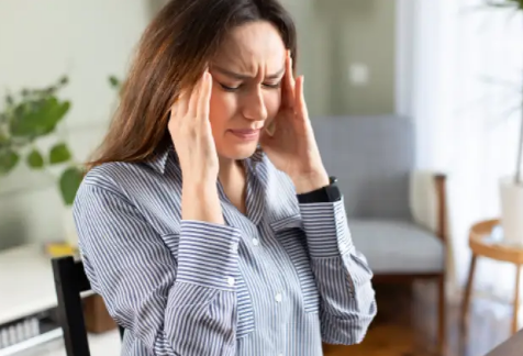 Photo of माइग्रेन को ट्रिगर करते हैं ये 10 फैक्टर्स