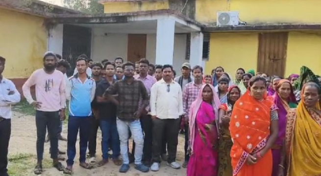 Photo of कोरबा: NTPC की क्षतिपूर्ति राशि के भुगतान में हो रही देरी से नाराज ग्रामीण