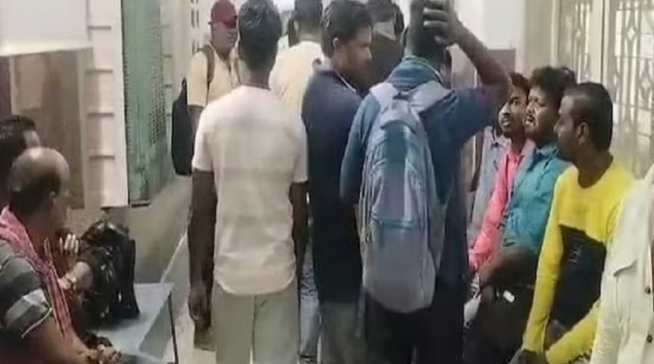 Photo of छत्तीसगढ़: कोयला खदान में विस्फोट, 10 लोग हुए घायल