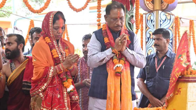 Photo of जशपुर: सीएम साय ने कुनकुरी में भगवान जगन्नाथ को 51 हजार तुलसी अर्पित की