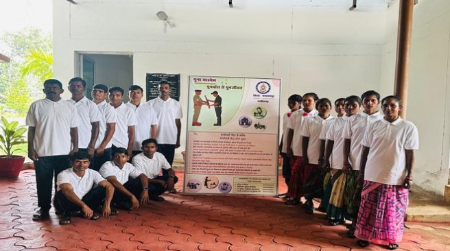 Photo of छत्तीसगढ़ में 16 नक्सलियों ने किया सरेंडर