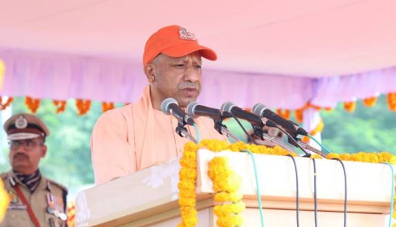 Photo of यूपी पुलिस स्मृति दिवस: कार्यक्रम में शामिल हुए सीएम योगी