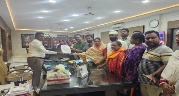 Photo of छत्तीसगढ: रेलवे की कार्रवाई से प्रभावित 34 परिवार बेघर