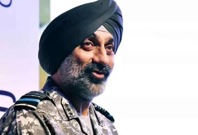 Photo of ‘पाकिस्तान के 4 से 5 F-16 विमान मार गिराए’, चीफ एयर चीफ मार्शल ए.पी.का बयान