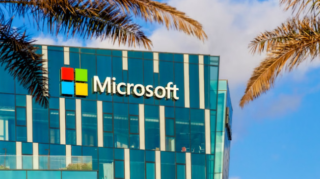 Photo of माइक्रोसॉफ्ट की तिमाही आय में 18 फीसदी का उछाल