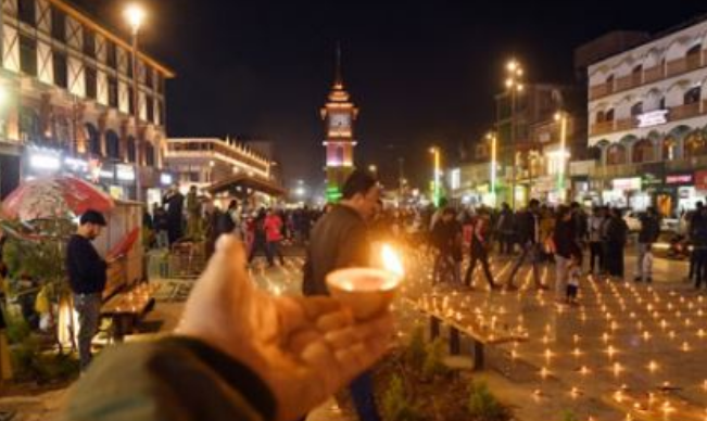 Photo of कैलिफोर्निया में दिवाली बनी सरकारी छुट्टी, गवर्नर गेविन न्यूसम ने रचा इतिहास