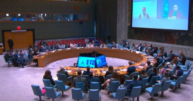 Photo of अमेरिका ने कोलंबिया के राष्ट्रपति को घेरा, मादक पदार्थों की तस्करी के खिलाफ करें कार्रवाई