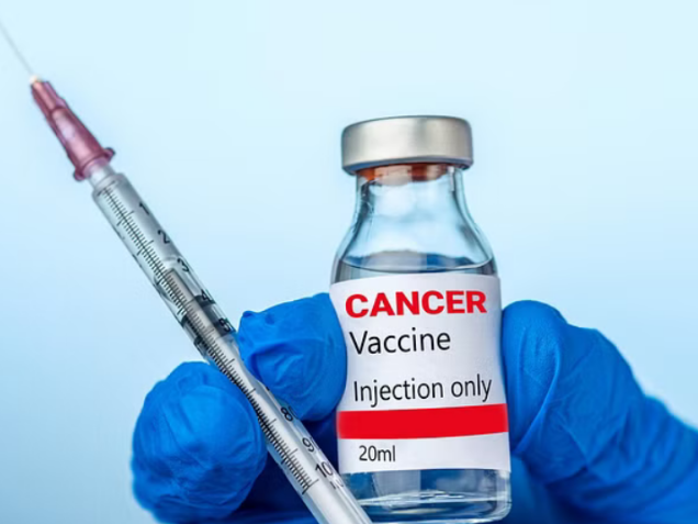 Photo of क्या कैंसर मरीजों के लिए ‘लाइफलाइन’ बन सकती है कोविड वैक्सीन