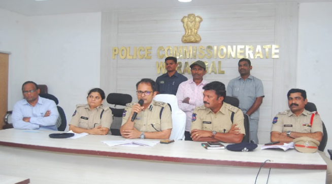 Photo of छत्तीसगढ़: नक्सली कमांडर मंडा रूबेन ने किया तेलंगाना में सरेंडर