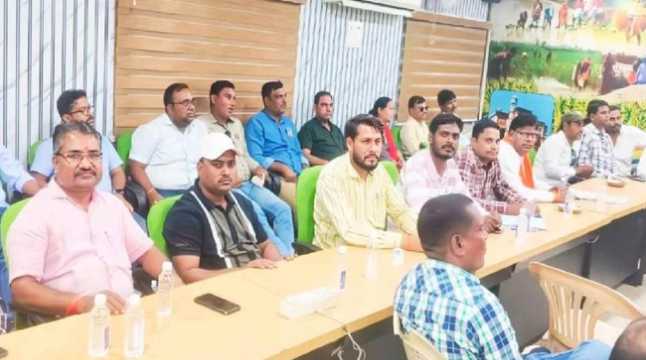 Photo of धान खरीदी से पहले: समितियों के कर्मचारियों का अनिश्चितकालीन हड़ताल का एलान