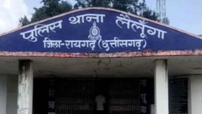 Photo of रायगढ़ के लैलूंगा में तेज रफ्तार हाईवा ने किसान को रौंदा