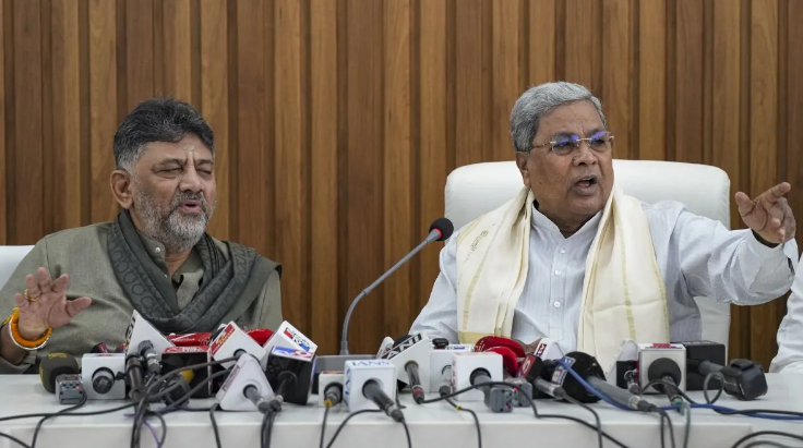 Photo of कर्नाटक कांग्रेस में कुर्सी को लेकर चल रही खींचतान