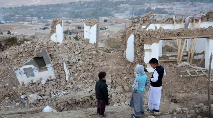 Photo of चीन-पाकिस्तान से लेकर अफगानिस्तान में भूकंप के झटकों से सहमे लोग