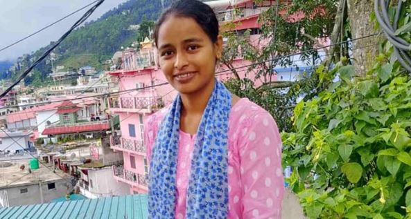 Photo of टिहरी: पंचायत उपचुनाव…21 साल की शिवानी बनीं धारगांव की निर्विरोध प्रधान