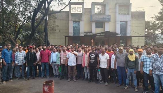 Photo of छत्तीसगढ़: आंदोलन को हाईजैक करने की तैयारी: ग्रामीणों का बाहरी हस्तक्षेप का आरोप