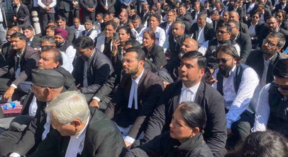 Photo of देहरादून: आंदोलन के बीच सीएम धामी से मिले वकील 